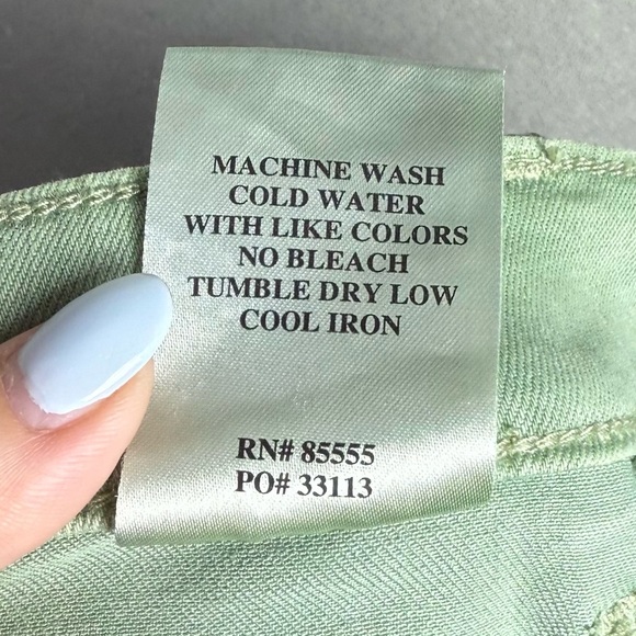 Eunina Women’s Dawn Super High Rise Wide Leg Crop in Green Olive size 27 - Picture 3 of 11